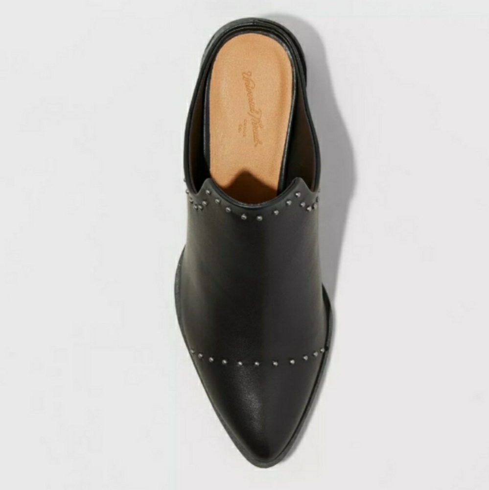 Last Pair Size 6 Studded Pointed Heeled Mules - Picture 3 of 4